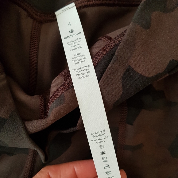 Lululemon align jogger crop 23"  Sz4 - Picture 6 of 9